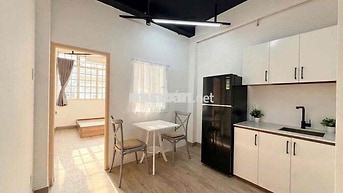 Cho thuê căn 1pn tách bếp full nt giặt riêng gần Hai Bà Trưng Quận 1