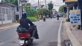 Đất Trung Chánh HM 5x18 tổng 93m2 Giá 1 tỷ 5 Sổ riêng Đường Nhà Vuông