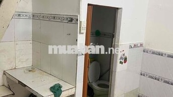nhà cho thuê đường đoàn văn bơ F16Q4
