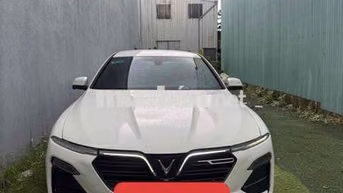 VinFast Lux A2.0 2019 Trắng 11 vạn