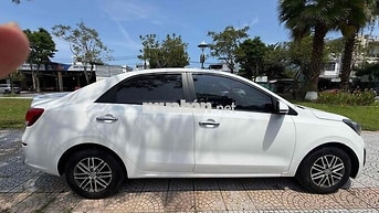 Kia Soluto Trắng 120000km