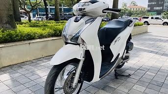 Honda SH Trắng 125fi xe máy zin .xe nguyên bản 