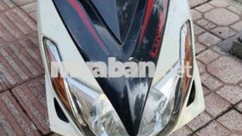 Yamaha Luvias Trắng, Đỏ Xe tay ga
