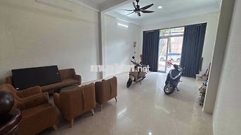 🏠 CHO THUÊ NHÀ KHU PHẠM VĂN ĐỒNG  📍 Vị trí thuận tiện, gần biển • 4 ph