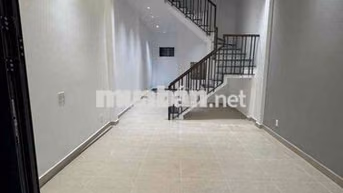 Nhà Hẻm 8M Thông Luỹ Bán Bích. DT:4.2 X 13 Trệt lầu 2PN 3WC 2Máy lạnh