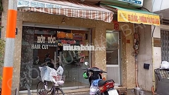 Cho thuê MẶT BẰNG Đề Thám Q1, vỉa hè 3m rộng rãi, trệt lửng mới