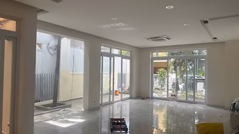 Cho thuê Villa Riviera An Phú, 300m2, 3 tầng, 4PN, sân vườn rộng