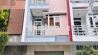 NHÀ KHU A75 BẠCH ĐẰNG DIỆN TÍCH: 4X16M TRỆT 3 LẦU CHO THUÊ