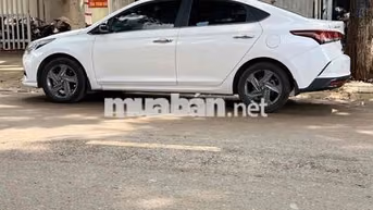 Hyundai Accent 2024 ATH bản full cửa nóc