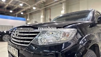 Toyota Fortuner 2014 2.7V Đen Tự động