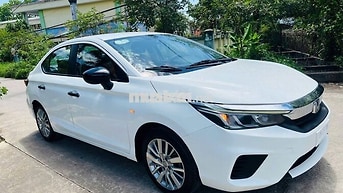 Honda City 2022 số tự động màu trắng