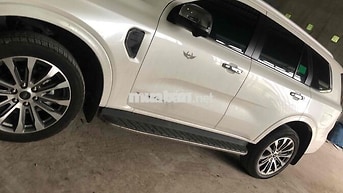 Ford Everest Titanium 2024 Trắng Tự động 7 chỗ
