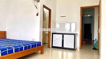 Căn Hộ Ban Công Gần Hồ Tùng Mậu