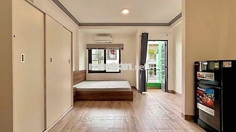 Phòng Balcony, giặt riêng gần Ẩm Thực Phan Xích Long, Ngã Tư Phú Nhuận