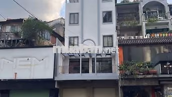 🏢 CHO THUÊ TÒA NHÀ MẶT TIỀN CÁCH MẠNG THÁNG 8 – QUẬN 1 | 200TR/THÁNG