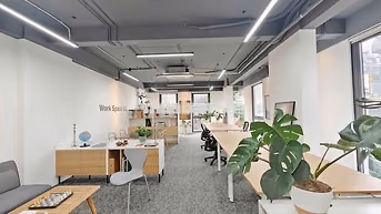 Cho thuê văn phòng Nguyễn Xiển 80m2 full nội thất lô góc chỉ 13tr