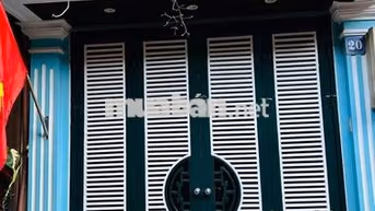 KHÂM THIÊN – NHÀ 40M² 4 TẦNG  – ĐANG SƠN SỬA ĐẸP – GIƯỜNG TỦ – 13TR