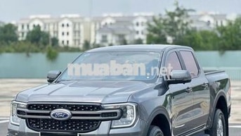 Ford Ranger XLS AT 4x2 2024 Ghi Xám 2.246 km