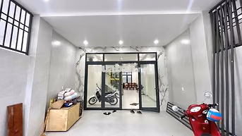 CHO THUÊ NHÀ NGUYỄN CĂN 3 TẦNG 1 TUM MỚI 100%  GIÁ 30 TRIỆU/THÁNG
