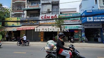 bán nhà mặt tiền gấp,cần tiền cho con đi du học.