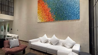 Chính chủ Bán nhà tầng 2 nhìn ra mặt phố Hòe Nhai vị trí đẹp