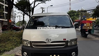 Toyota Hiace Cá Mập 2005 Trắng Máy dầu