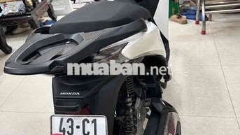 SH 150,1 người dùng lướt chăm kĩ,ít đi chỉ 1v2km
