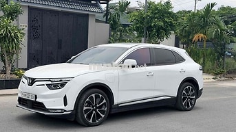 VinFast VF8 Plus 2025 Trắng 6.300km