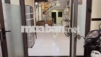 Cho thuê nhà 3 tầng 3 phòng ngủ full nội thất ngay cầu Rồng