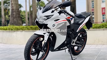 Honda CBR Trắng 150 nhập thái máy zin xe đẹp