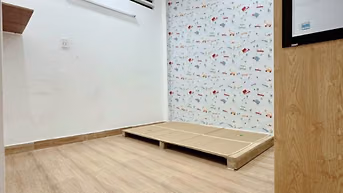 Chung cư Nhiêu Tứ- Hoa Sứ n  căn 2p ngủ,có nội thất 10tr/tháng
