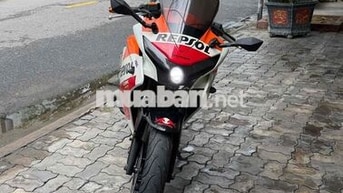 Honda CBR150R màu Cam Trắng Đỏ