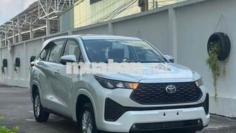 Toyota INNOVA CROSS 2026 Trắng