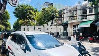 Mitsubishi Xpander Premium 2022 Trắng 33000 km