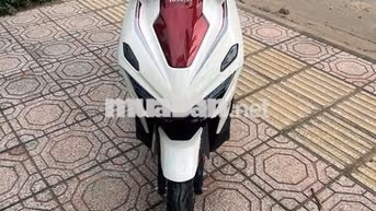 Honda AB 160 2026 Trắng đỏ 2000 km bán trả góp