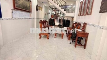 NHÀ ĐẸP – XÂY KIÊN CỐ – VỊ TRÍ ĐẸP TTT 15 🔥nhà 5,3x24m, 1 trệt 1