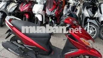 Yamaha Luvias 2013 Đỏ