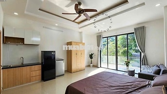 Cho thuê phòng Studio ban công siêu rộng