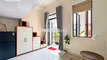 PHÒNG DUPLEX BAN CÔNG - NGAY MEGA MARKET - CẦU VƯỢT TÂN THỚI HIỆP