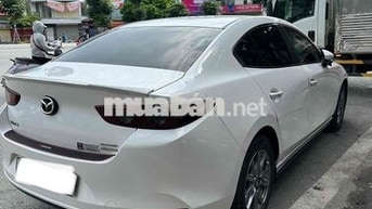 Mazda 3 Deluxe 2022 Trắng 27.000 km
