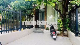 CHO THUÊ NHÀ SÂN VƯỜN KHU DÂN CƯ HƯNG PHÚ