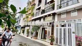 CHO THUÊ NHÀ HẺM XE TẢI THÔNG 4PN 5WC FULL NT NGUYỄN VĂN KHỐI P11
