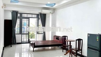 Phòng trọ ban công đường Tạ Quang Bửu, Quận 8