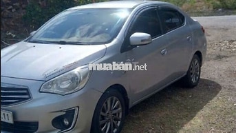 Cần Bán Mitsubishi Attrage 2016 Số sàn Bạc