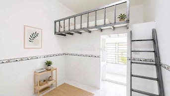 CHO THUÊ PHÒNG GÁC CỬA SỔ TRỜI ĐI BỘ QUA VĂN HIẾN ÂU CƠ