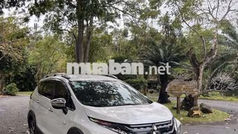 Mitsubishi Xpander Cross 7 chỗ Trắng