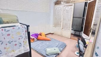 Phòng trọ có ban công, tolet riêng, bếp riêng (phòng trống)