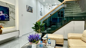 Chính chủ cần bán nhà 2 tầng, 3 phòng ngủ gần chợ Xuân Thới Thượng