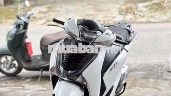 Honda SH 2018 Trắng zin đẹp