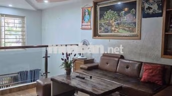 Cho thuê nhà 10tr/ 4pn , 3wc , bà điểm